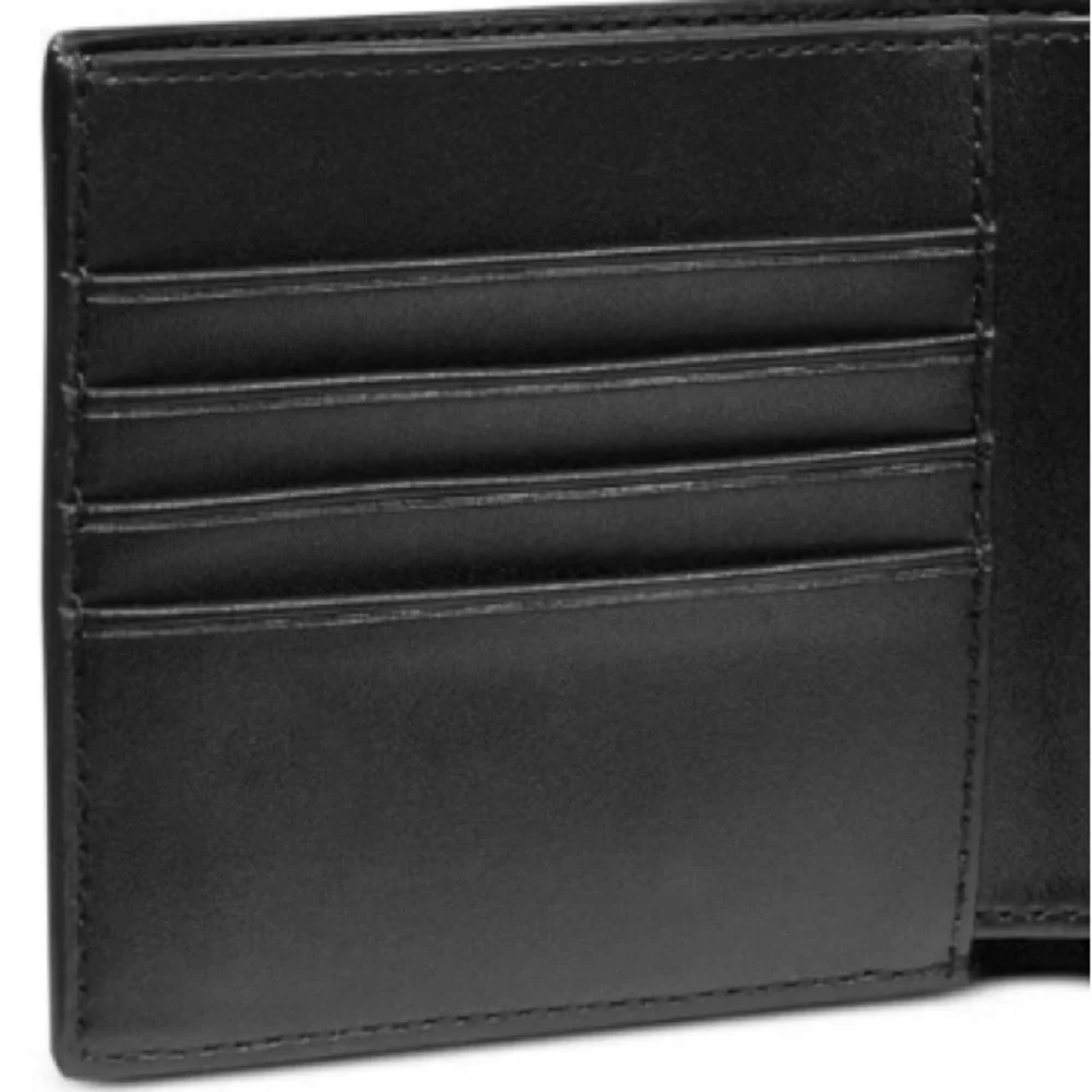 Michael Kors Black Leather Bilfold 10-card holding Wallet